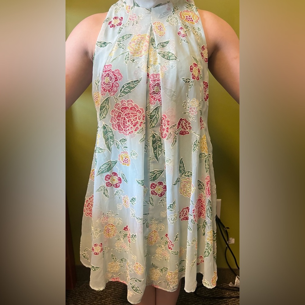 Floral print sleeveless mock neck chiffon shirt dress